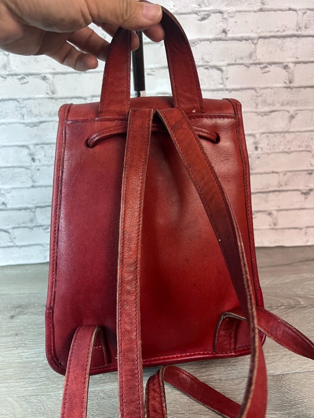Vintage OLD COACH Backpack Bag Leather Turn Lock Red 9960 - Picture 5 of 10
